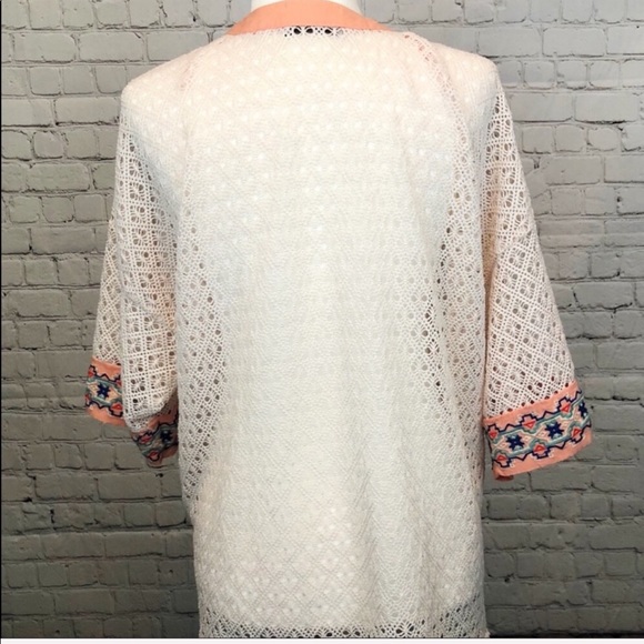 Boho embroidered crochet kimono - Picture 4 of 4